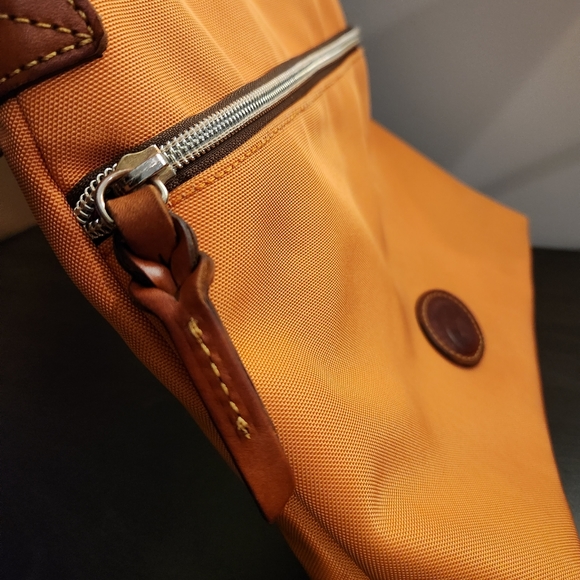 Dooney & Bourke Orange Lightweight Nylon Crossbody Bag/Purse - Picture 8 of 12